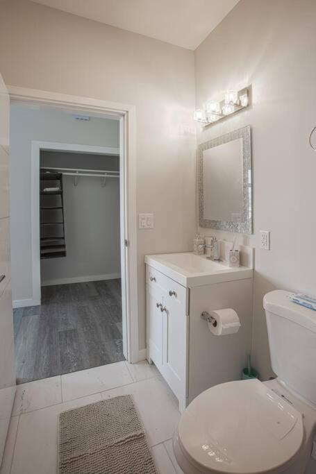 2 Bedroom, 2 Bathroom Detached Apt Max 7 Sleepers Сан-Диего Экстерьер фото